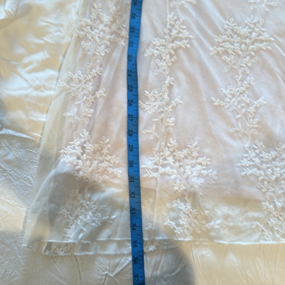 Pretty Soft Surroundings Top - Picture 5 of 5